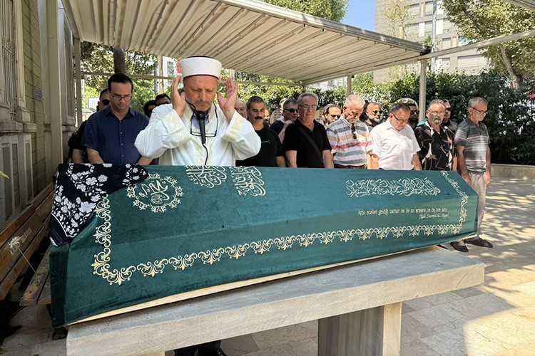 Sevil Üstekin son yolculuğuna uğurlandı