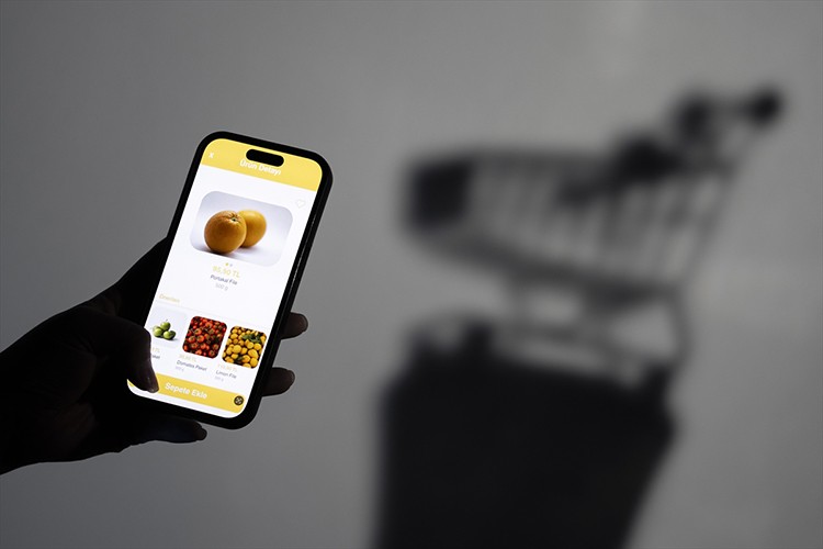 Çevrim içi alışveriş yönlendirilmiş davranışa dönüşüyor