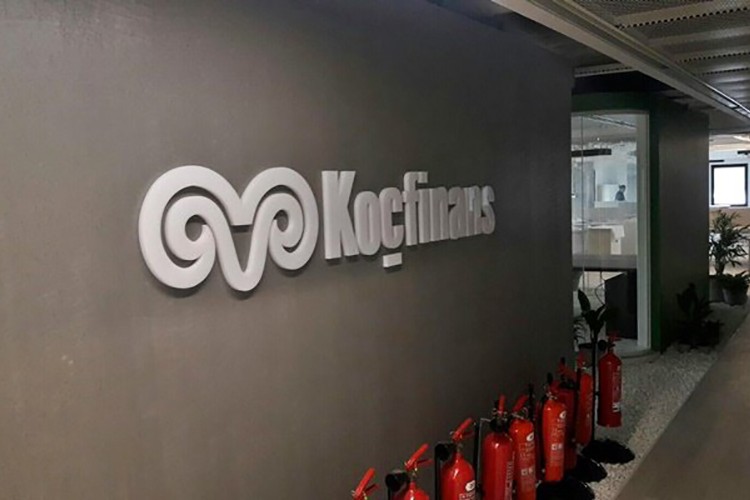 Koçfinans Turuncu Kanatlar İyilik Hareketi ilk yılında ödül kazandı