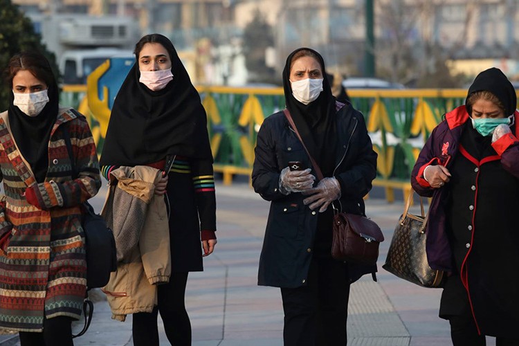 Corona Van turizmini vurdu