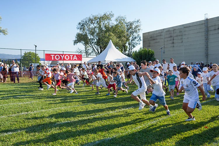 Çalışanlarına 'Ekiden Yarışması' ile birlik ve dayanışma dopingi