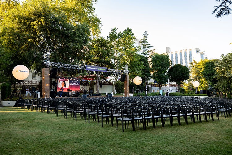 Swissôtel'de "Fibabanka ile yaz sahneleri"