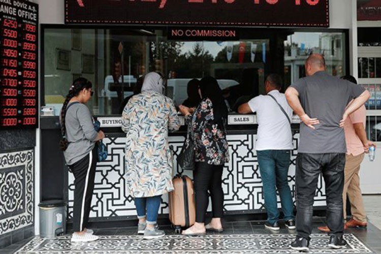 Dolar 39.88'den açıldı