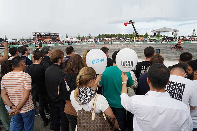 Türkiye'nin En Büyük Festivalinde Araçlar Enerjisini Üçay'dan Aldı