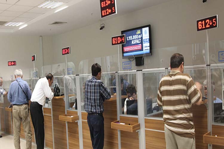 Ücret ve komisyonlar düştü