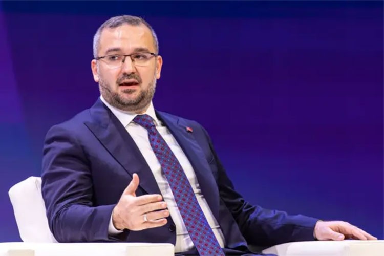 "Sıkı para politikası duruşu rezervlere olumlu yansıdı"