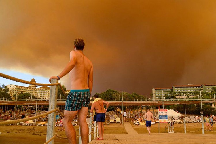 Alman turizm şirketleri: Yangınlar nedeniyle iptal yok