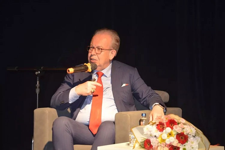 Ayvalık'ta deniz yetki alanları tartışıldı