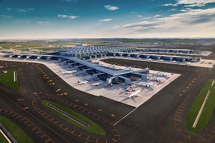 Air Transat İstanbul'a Uçuyor