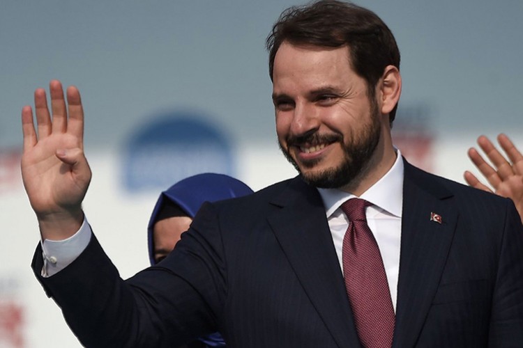 İstifası kabul edildi