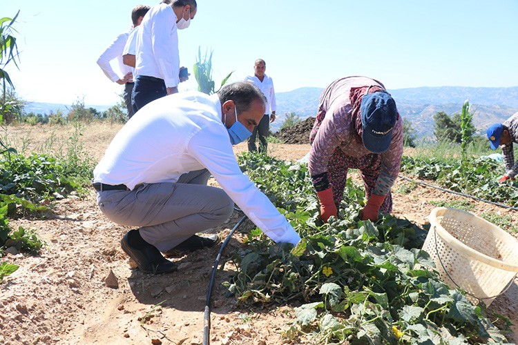 Hedef 1 milyar dolar