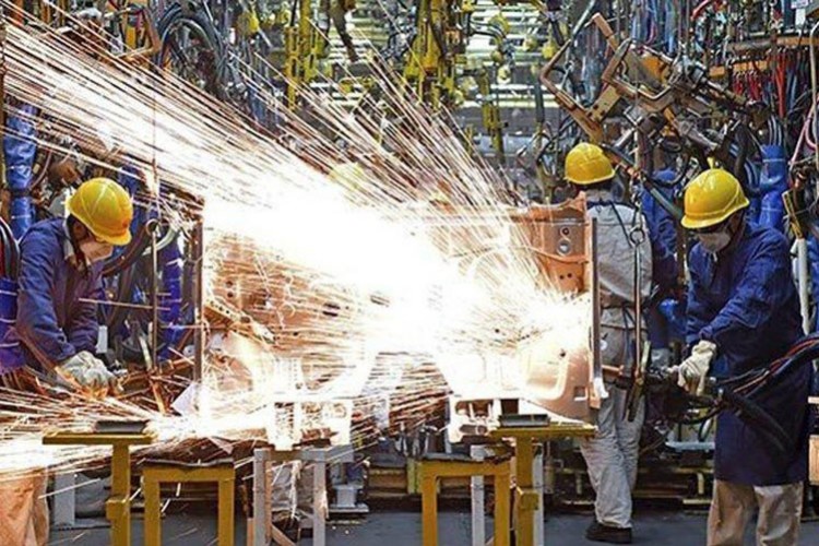 Sanayi üretim endeksi arttı