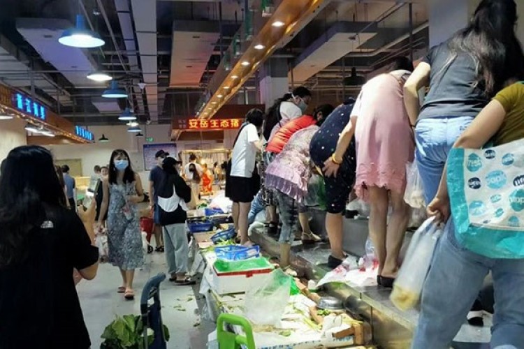 Çin'de tüketici güveni en düşük seviyede