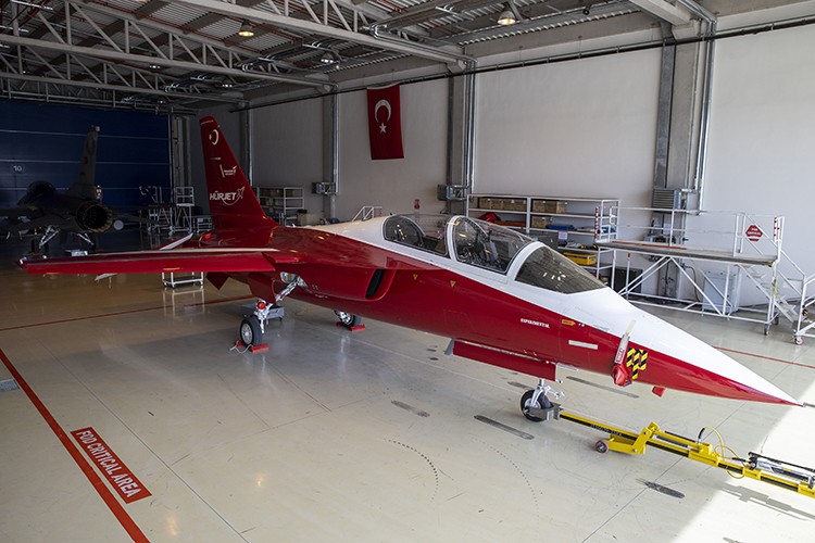 HÜRJET de "annelerin" elinde büyüyor