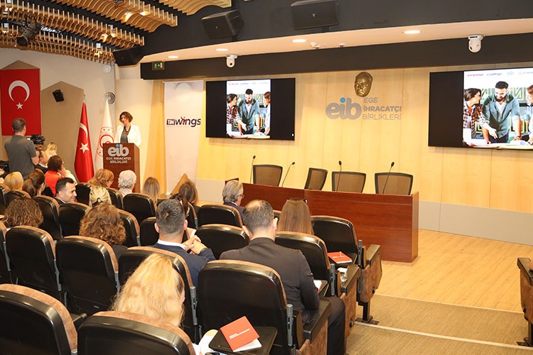 Türkiye ihracatla, ihracat kadınla büyüyecek