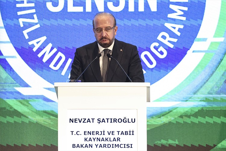 "Enerjim Sensin Hızlandırma Programı"nda konuştu