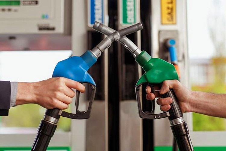 Benzine 25 kuruş indirim