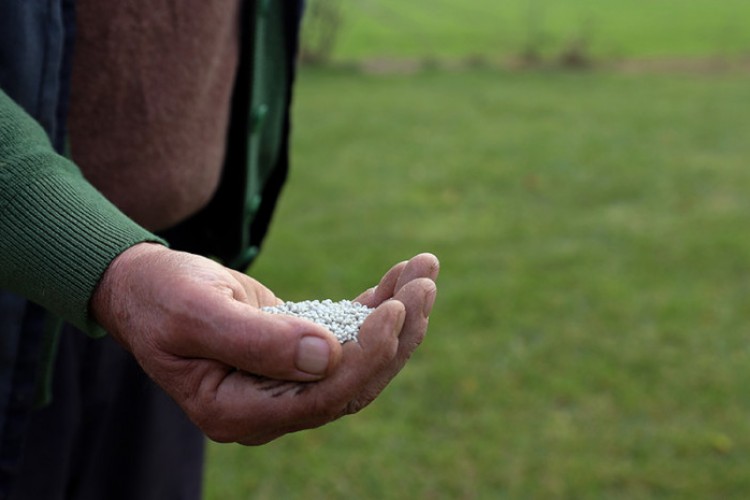 Mineral gübreye dönüşen madenler toprağı besliyor