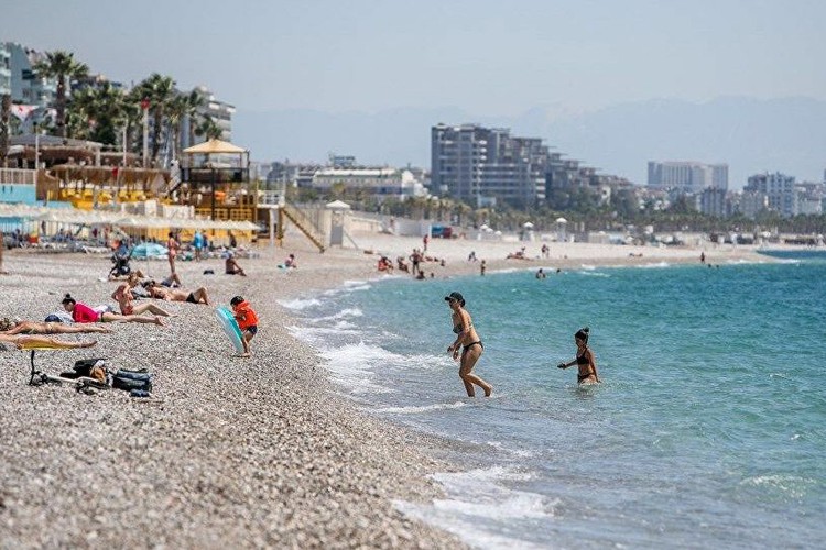 Ziyaretçi sayısı 2.7 milyona geriledi