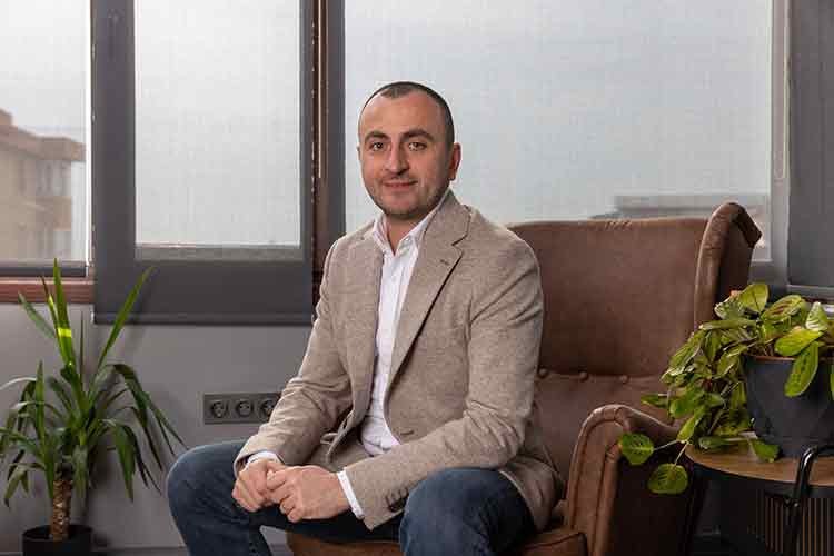 Haftada 4 Gün Çalışma Modeline Geçiyor!