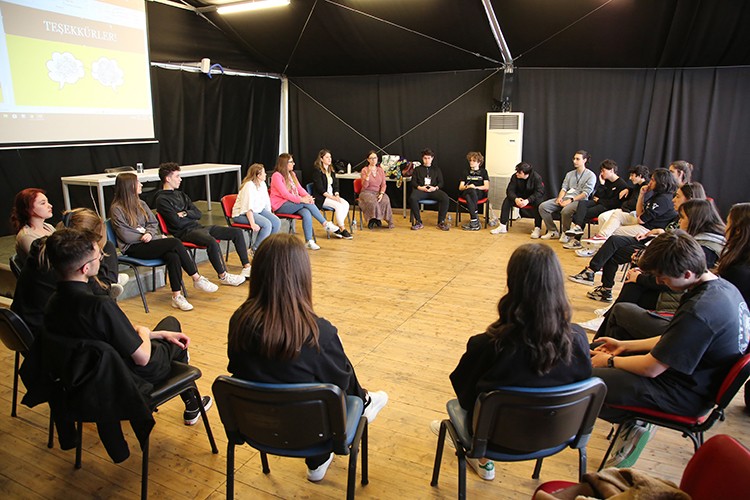 Öğrencilere "ruhsal dayanıklılık" eğitimi verildi