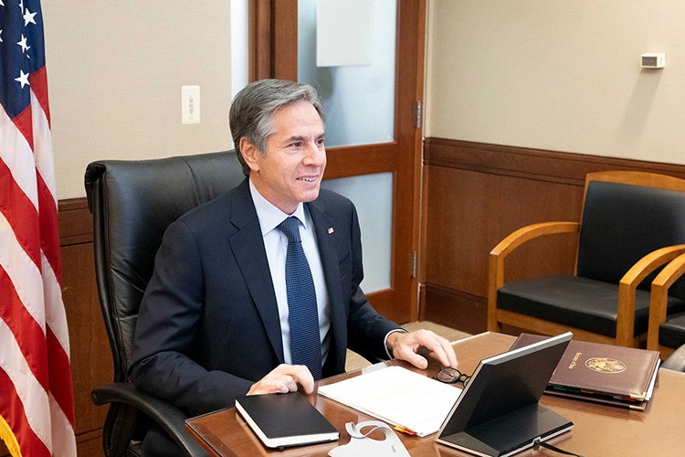 Blinken'den itiraf: "Teknolojide Çin'in gerisinde kalıyoruz"