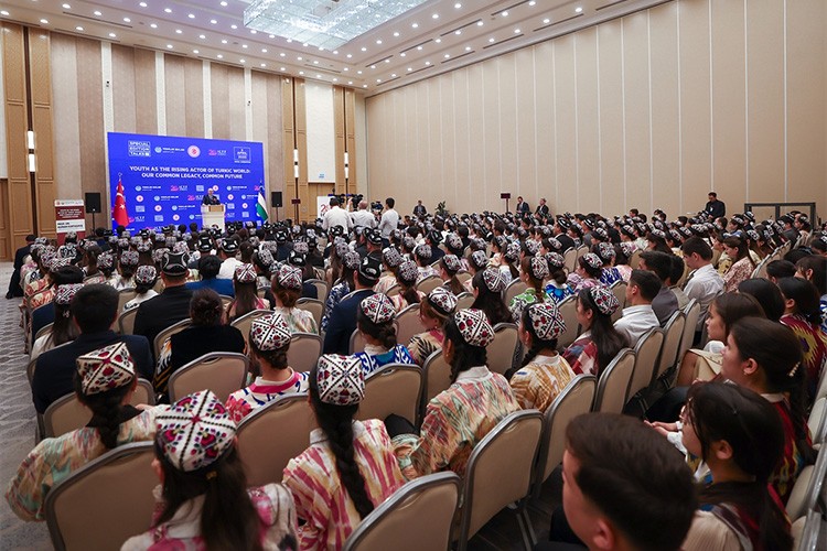 "Ortak Geleceğimiz" temalı konferans düzenlendi