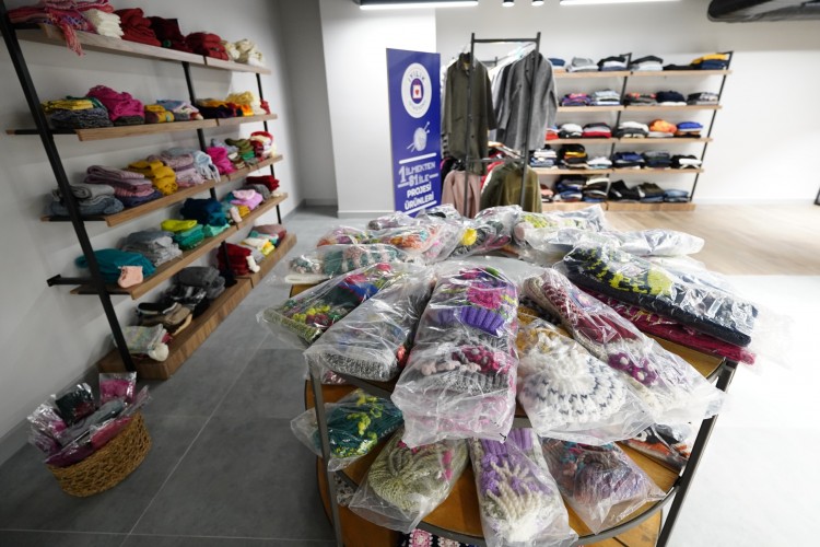 İSTANBUL VAKFI'NDAN BAYRAM HEDİYESİ