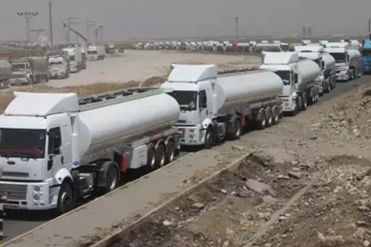 İran ile "yasa dışı" petrol ticareti yapan bazı nakliye ağlarına yaptırım