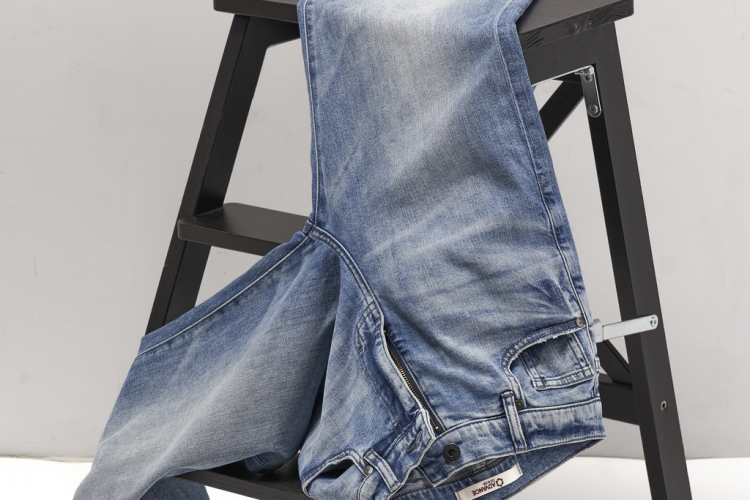 Advance Denim, mat TENCEL™ Lyocell elyaflar içeren mat denim koleksiyonunu piyasaya sürüyor