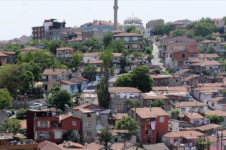 "Riskli konutlar uygun maliyetlerle güçlendirilebilir"