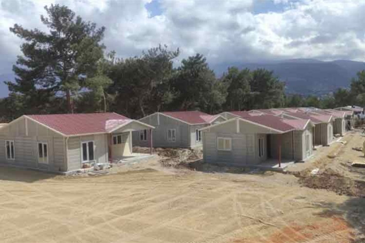 Karmod, İskenderun'da kalıcı konutlar inşa ediyor