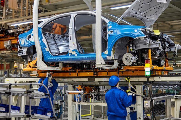 Otomotiv sanayi üretim ve ihracatını artırdı