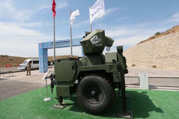 Mini İHA tehditlerine karşı Şahin