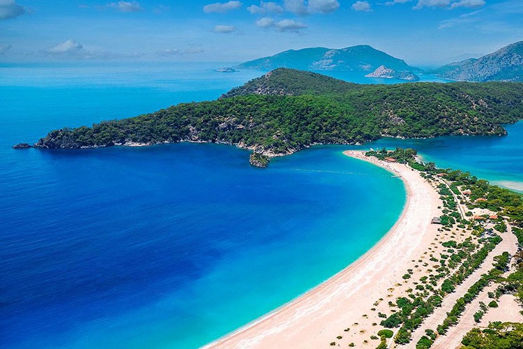 Turizmciler sezonun uzamasını bekliyor