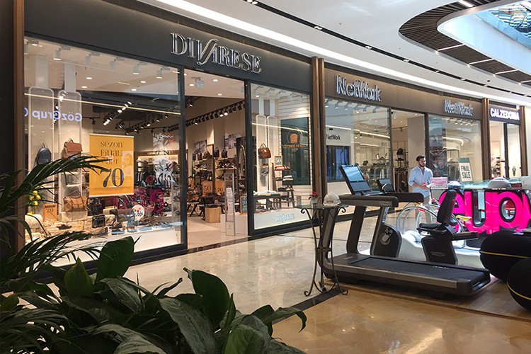 Divarese'nin sonbahar-kış koleksiyonu satışa çıktı