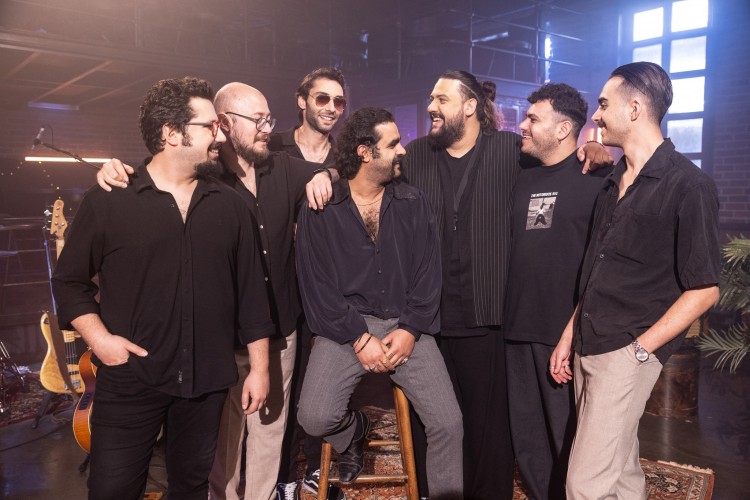 Anıl Şallıel ve Dedublüman Sevince şarkısında buluştu