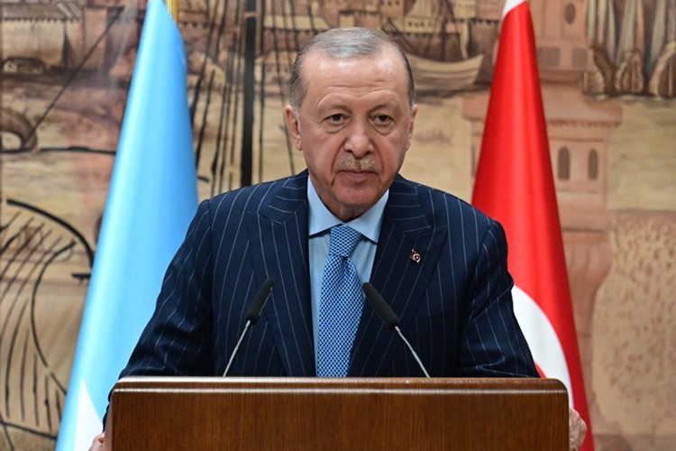 "Laf yerine iş, polemik yerine icraat yapacağız"