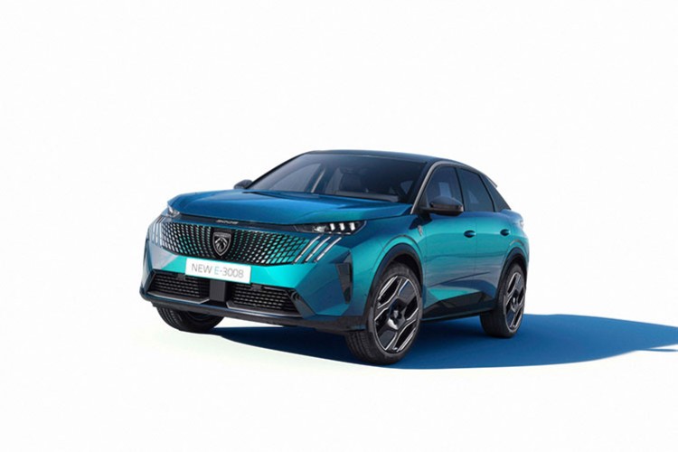 Peugeot Panoramik i-Cockpit, "2023 Bağlantılı Araç Ödülü"nü kazandı