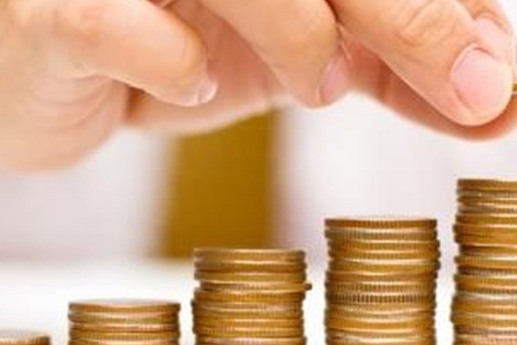 En çok hangi yaş grubu tasarruf yapıyor?