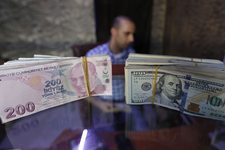 Faiz artışına gidilir mi?..