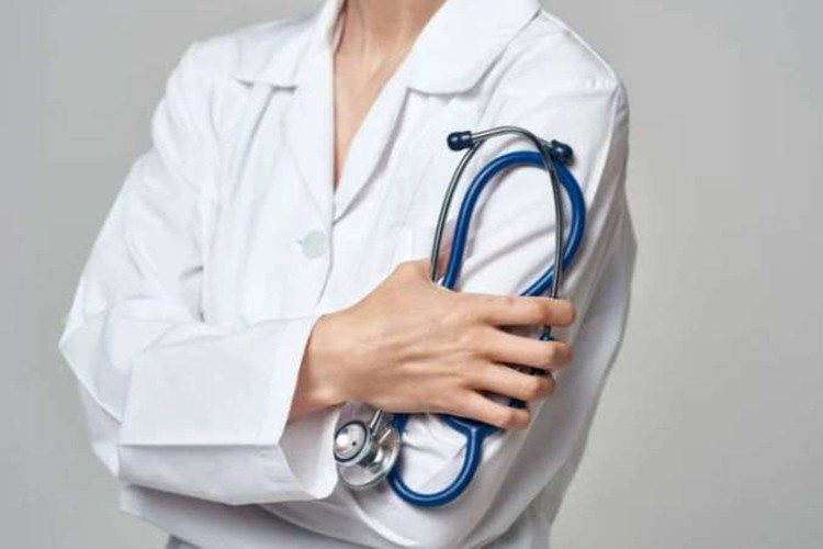 PARMER, dünyaca ünlü hekimlerle işbirliği yapmaya devam ediyor