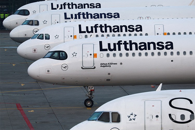 Lufthansa Tel Aviv uçuş iptallerini 2 ay uzattı