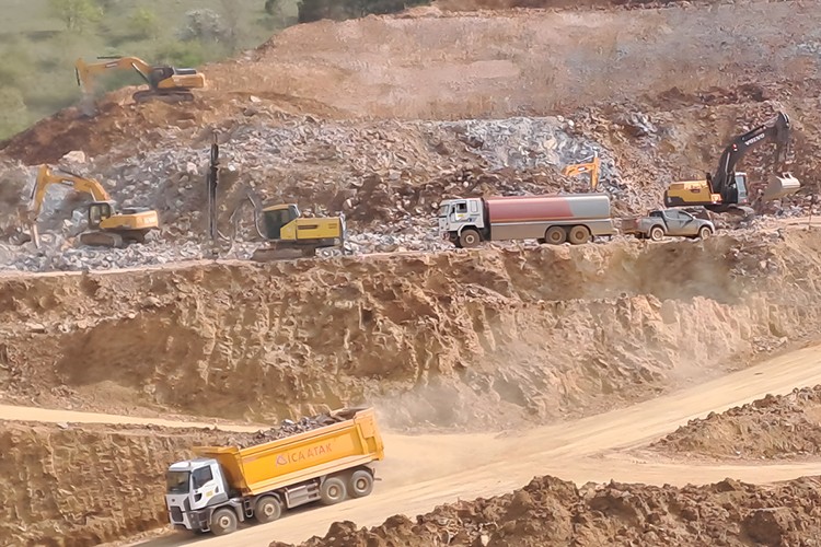 Sarıalan projesinde CVK Maden'e onay