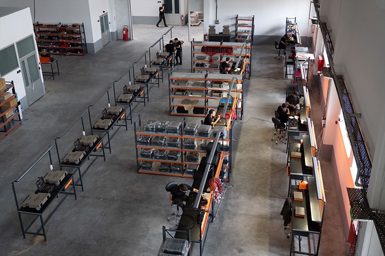 Helikopter ve uçaklara yerde "milli" destek