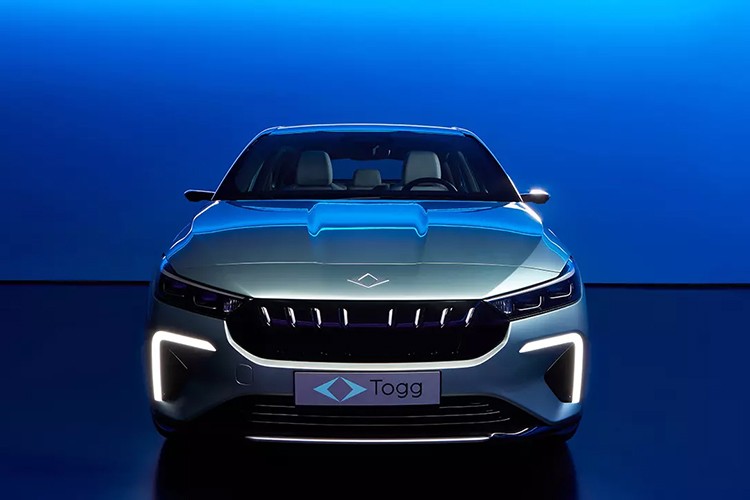 TOGG yeni modeli T10F'yi satışa sunmaya hazırlanıyor