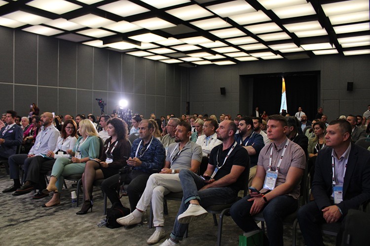 Gayrimenkul yatırımcıları Antalya'da buluştu