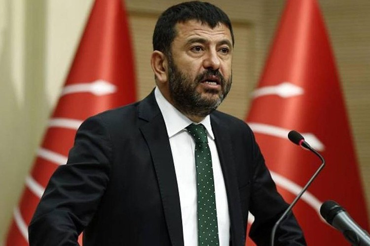 "Ay'a giderken esnafı yaya bırakmasınlar"