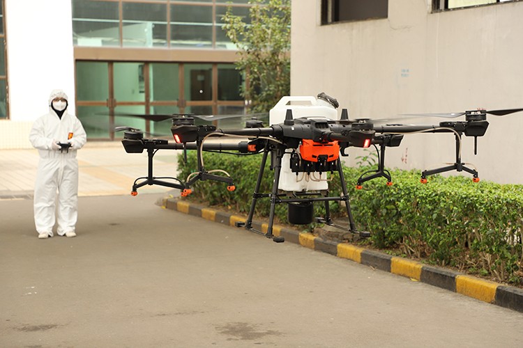 Dronla koronavirüs mücadelesi