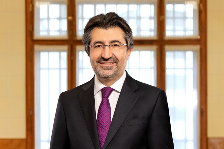 Ziraat Bankası'nın aktif büyüklüğü 7,9 trilyon TL'lik oldu